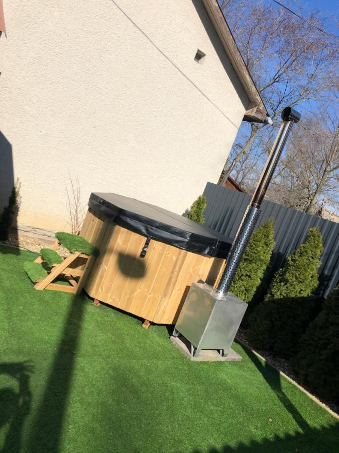 Sirály Apartman Hajdúnánás Esterno foto